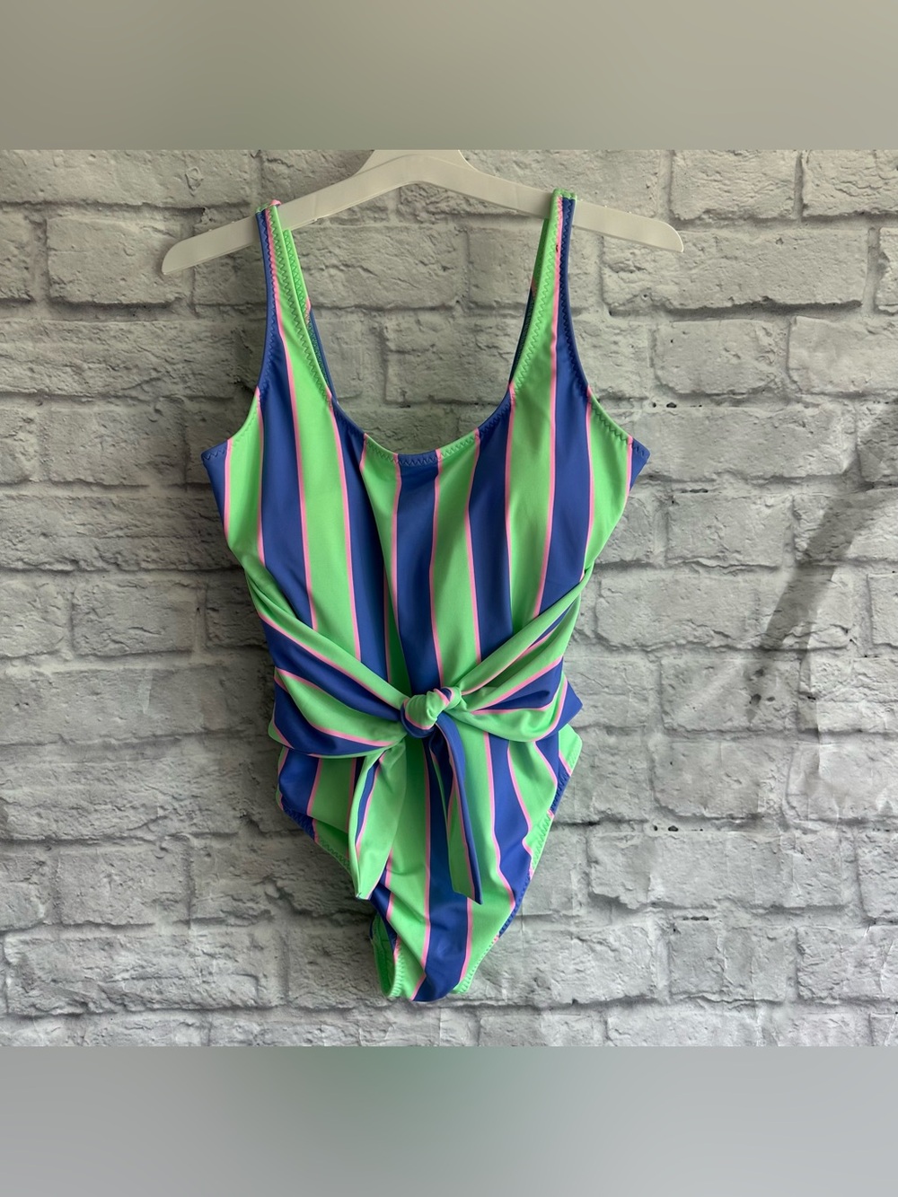 NEW WITH TAGS FABLETICS SCOOP TIE BACK ONE PIECE SWIMSUIT WOMENS LARGE L  TIE